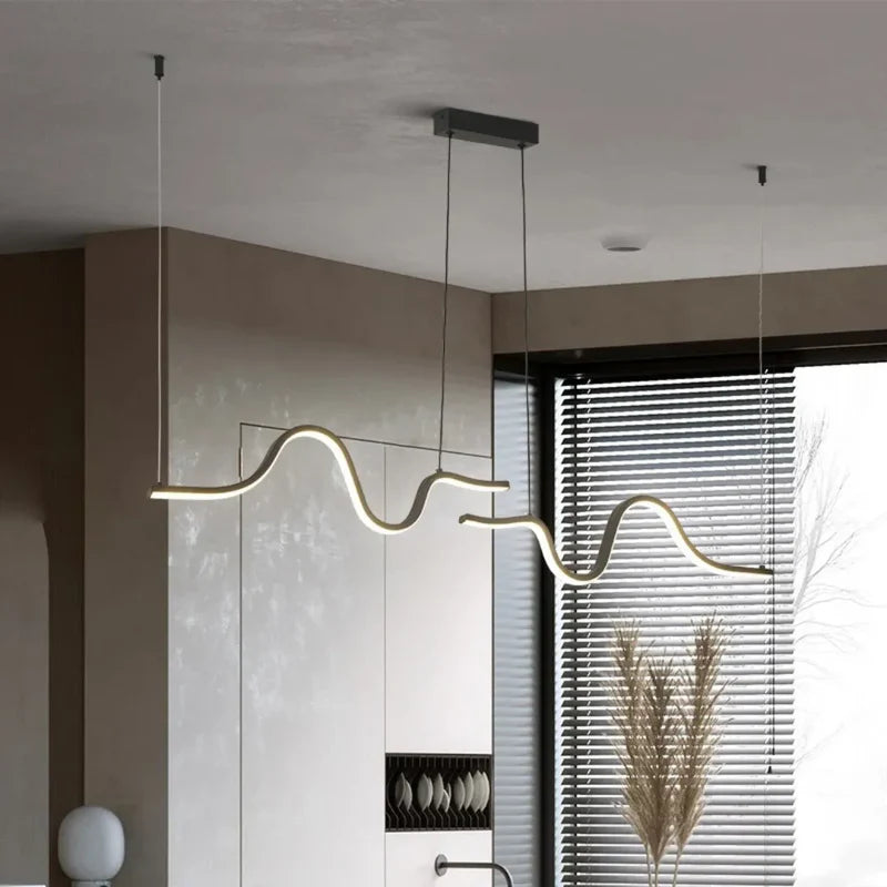Lustre Suspenso de Teto com Iluminação LED