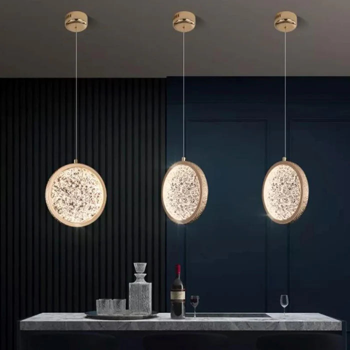 Lustre Suspenso de Luxo com Cristais Dourados