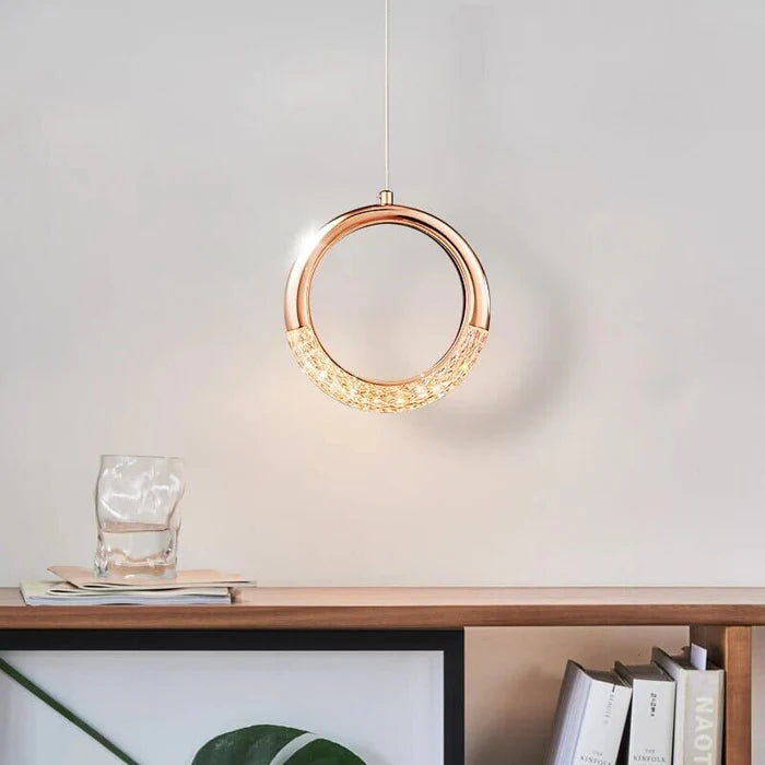 Lustre Elegante Pendente Crock com Detalhes em Cristal