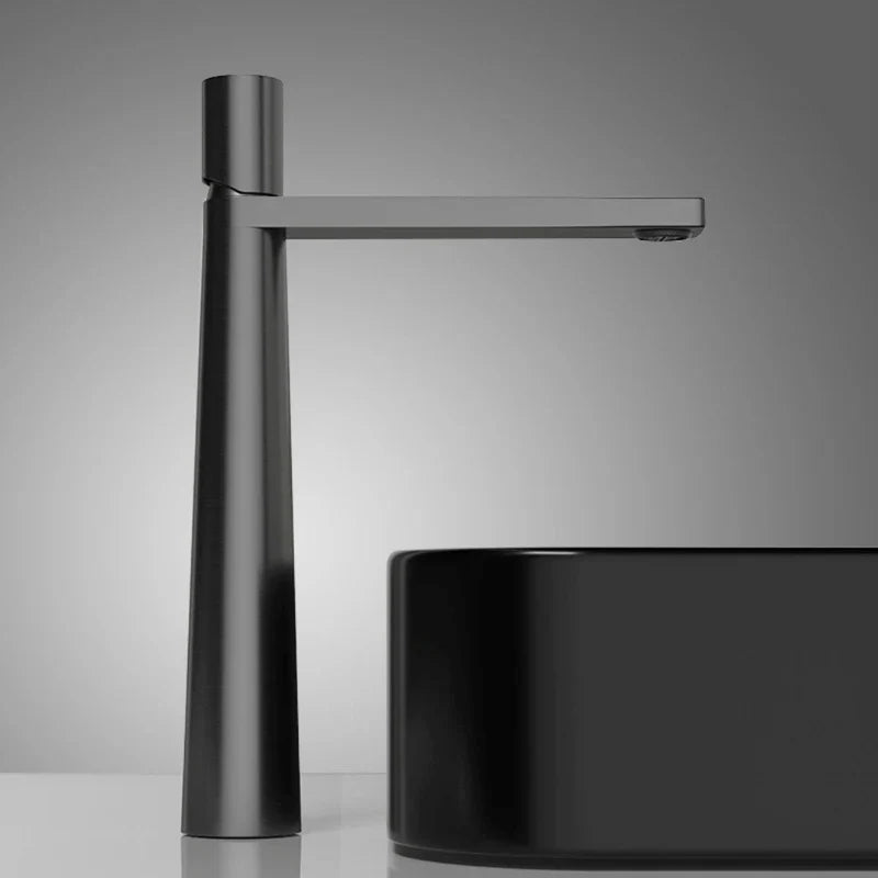 Torneira Steel – Sofisticação e Durabilidade em Aço