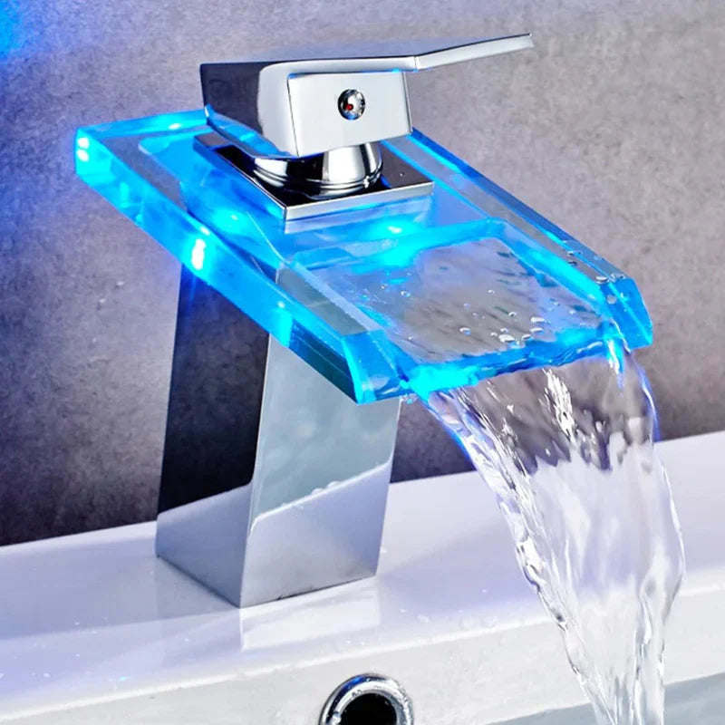 Torneira Premium com LED para Controle de Temperatura Quente e Frio para Banheiro